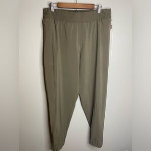Columbia Joggers Womens Large Green Ripstop Omni- Shield UPF Nylon Hiking Ladies